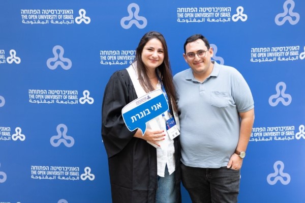 13 מתוך 422